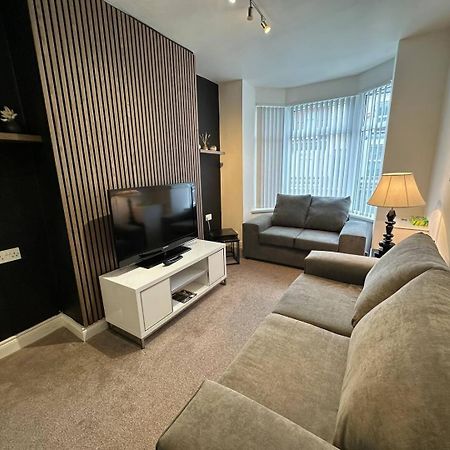 2Br Stylish Ormeau Road House Villa Belfast Exterior foto