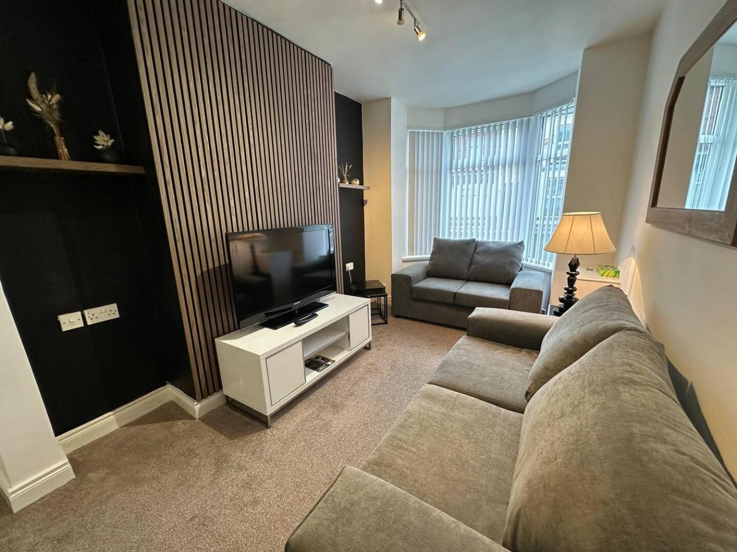 2Br Stylish Ormeau Road House Villa Belfast Exterior foto